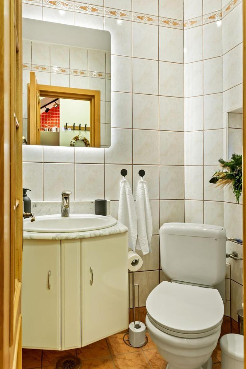 Appartement Casa De Povesti - Calea Victoriei à Bucarest Extérieur photo